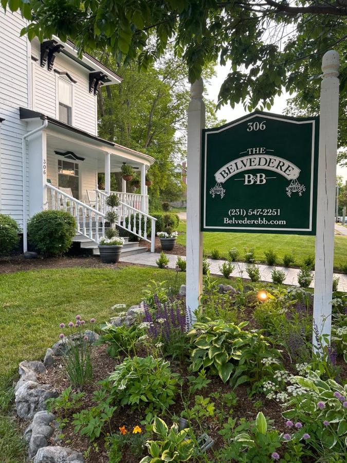 The Belvedere B&B Charlevoix Exterior photo